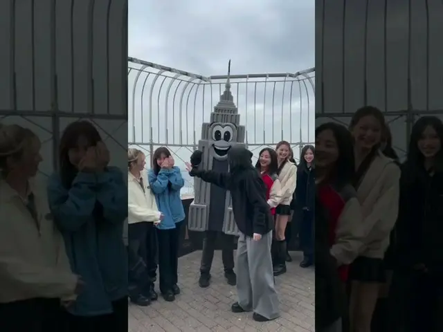 【公式】「TWICE」、#SETMEFREE Challenge with Emma Pire😍 #TWICE #TWICE #READYTOBE  