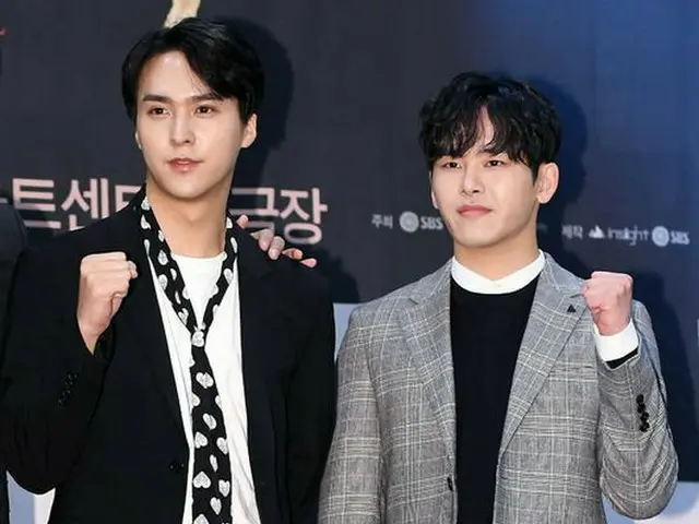 INFINITE 出身ホヤ、Beast出身Highlight ソン・ドンウン、ミュージカル「砂時計」の制作発表会に出席。