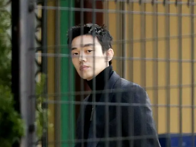 俳優ユ・アイン、1日夜に故キム・ジュヒョクの葬儀場訪れ哀悼。