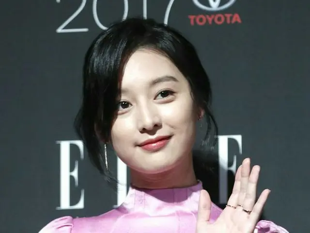 女優キム・ジウォン、「ELLE STYLE AWARDS」に出席。