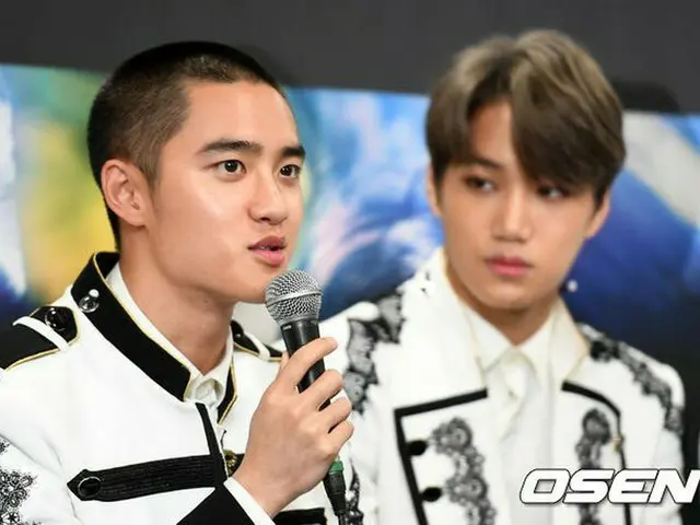 EXO D.O.、記者会見、「昨夜の新人賞、ありがとうございます」
