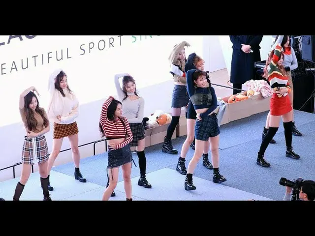 TWICE -  LIKEY、本日のファンサイン会    