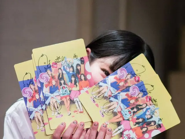 LOVELYZ、ファンサイン会