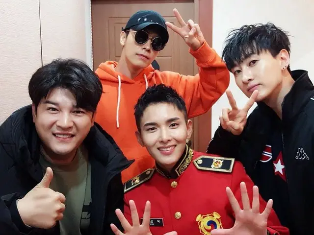 SUPER JUNIOR ウニョク、SNS更新