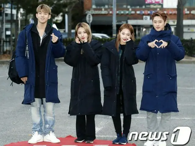 K.A.R.D、出勤完了。