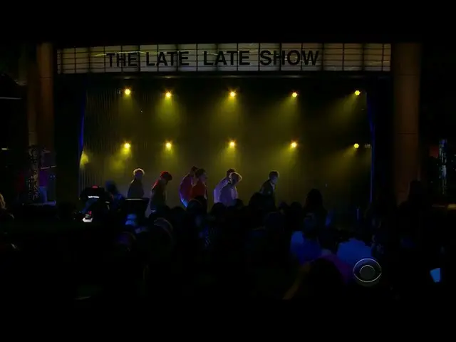 防弾少年団、米国の番組「The Late Late Night Show」で披露した「DNA」