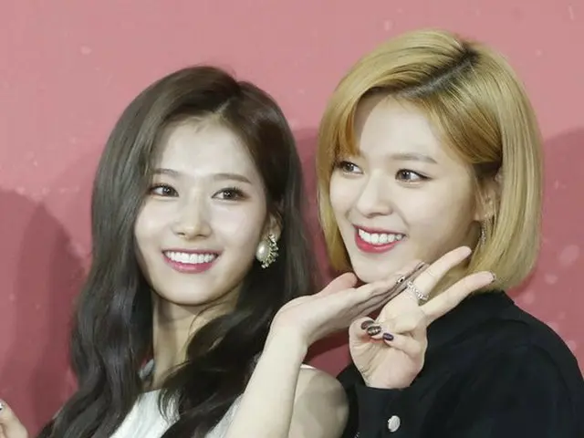TWICE、レッドカーペット参加。