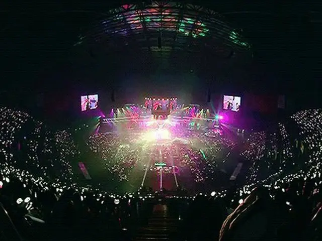 EXO、昨夜の「2017MMA」舞台