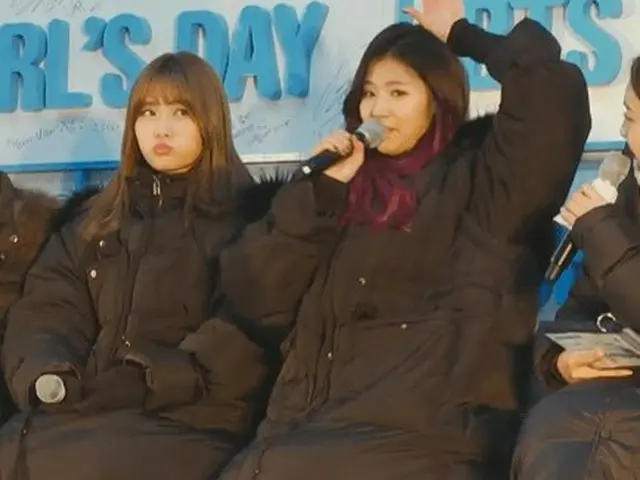 冬のTWICE、サナが可愛いモモ