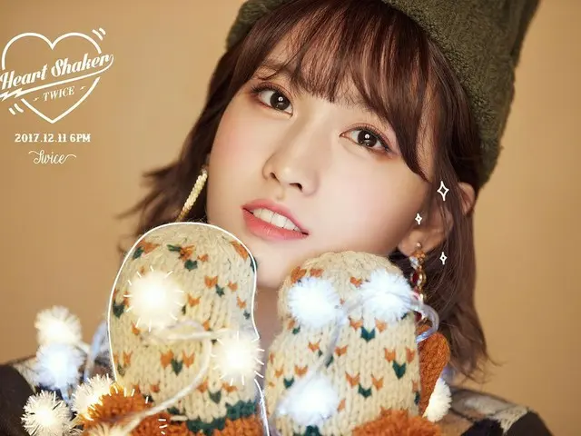 TWICE モモ、The 1st Album : Repackage