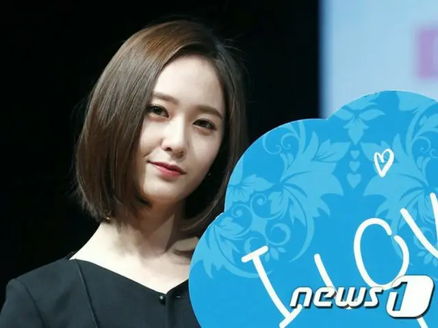 f(x) クリスタル、コンタクトレンズブランドの「まなざしトークコンサート」に出席