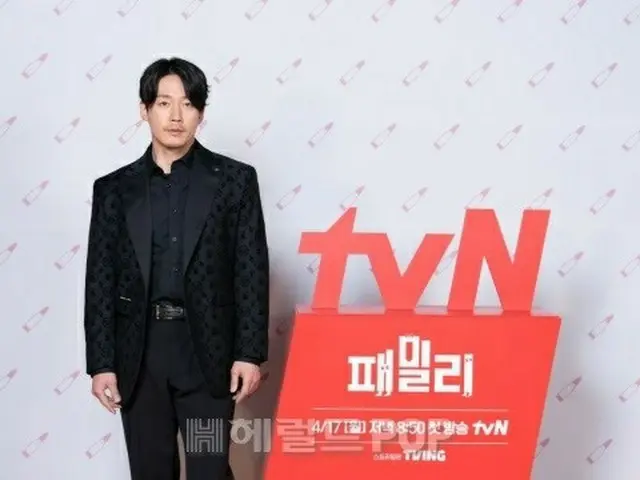 チャン・ヒョク、チャン・ナラ、tvNドラマ「シークレットファミリー」のオンライン制作発表会に出席