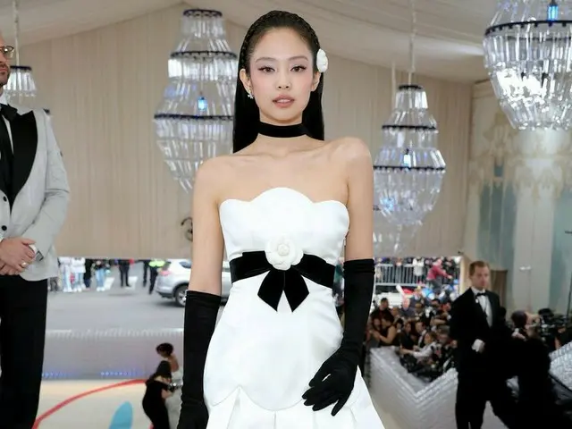 JENNIE(BLACKPINK)、米・メトロポリタン美術館で開催されるメットガラに出席