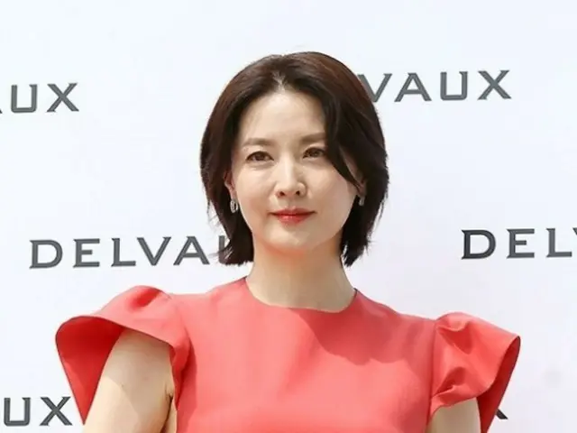 女優イ・ヨンエ、韓国初代大統領の李承晩元大統領記念館建立のために財団口座開設前から寄付の意志を示したと報じられる。
