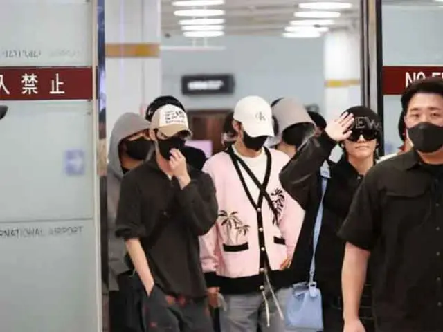 NCT 127、18日午前に金浦国際空港に到着の様子