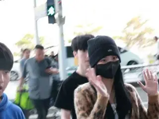 JISOO（BLACKPINK）、22日午前に海外に向けて出発のため仁川国際空港に到着の様子。