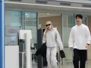 ROSE（BLACKPINK）、海外から帰国して仁川国際空港に到着の様子