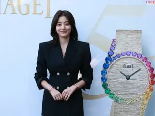 ジヒョ（TWICE）、ソウル市内で行われた「PIAGETライムライトガラ50周年展示」フォトコールに出席。