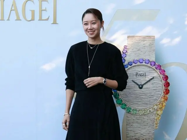 「椿の花咲く頃」出演の女優コン・ヒョジン、ソウル市内で行われた「PIAGETライムライトガラ50周年展示」フォトコールに出席