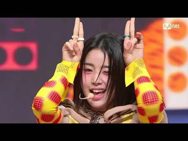 テレビでストリーミング: M COUNTDOWN｜Ep.823ヨンパさん - マカロニチーズ (YOUNG POSSE - MACARONI CHEESE) W