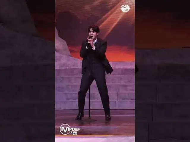 スタンディングマイクロでスタントするジョングク導入部 ㄷㄷ #JungKook #MPD 直カムMore from #M2? ：D Facebook： Twit