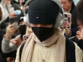 「Stray Kids」ヒョンジン、11/30午後に済州島から金浦空港国内線に到着の様子