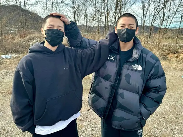 「BTS（防弾少年団）」JIMIN＆JUNG KOOK、坊主頭のツーショット公開！