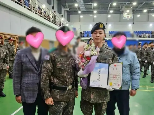 JIMIN（BTS）、新兵教育隊の修了式の様子を公開