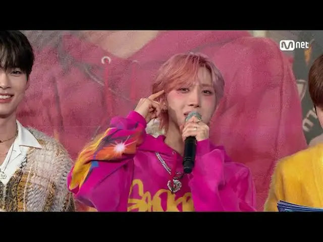 テレビでストリーミング: M COUNTDOWN｜Ep.825ソロデビューインタビュー - フイ ('SOLO DEBUT INTERVIEW' with HU