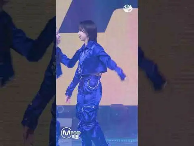 サノクで突然オペラ歌うヘウォンが #NMIXX_  | MPD 直カム Behind More from #M2? ：D Facebook： X： Instag