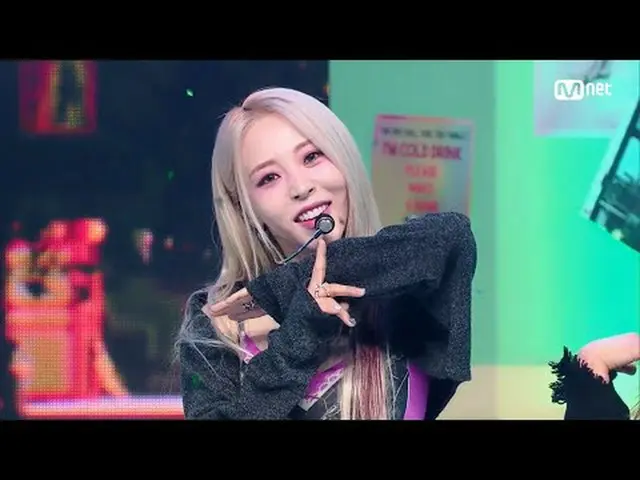 テレビでストリーミング: M COUNTDOWN｜Ep.830ムンビョル - ターチン＆ムービン (Moon Byul_  - TOUCH_ _ IN&MOVI