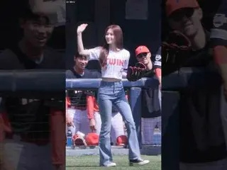 240427 _2024 KBOリーグプロ野球(LGツインズvs起亜タイガース)
 TWICE_ (TWICE_ _ ) 求める[サナ] SANA Fancam