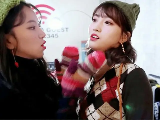 TWICE モモ、冬は「顎」マッサージ
