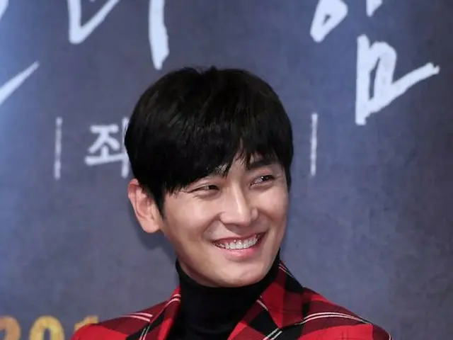 俳優チュ・ジフン、映画「神と共に」メディア試写会に出席