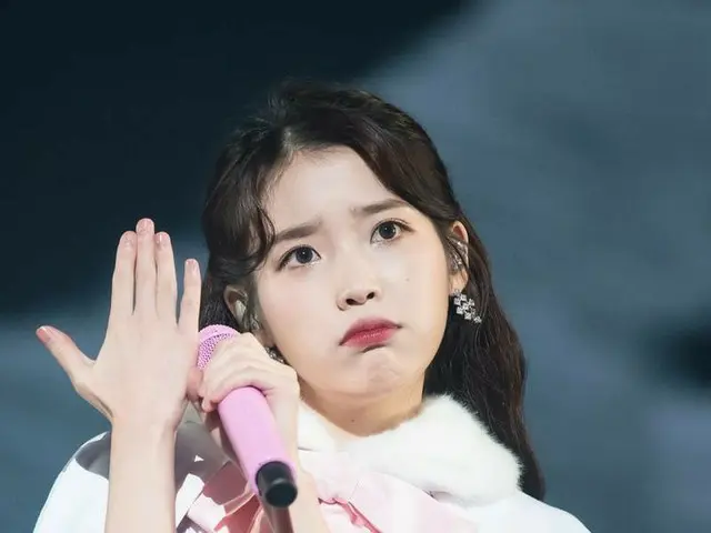 Q：韓国芸能人、「マント」保有数1位のアーティストは？A：IU(アイユー) 
