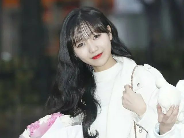 LOVELYZ、出勤中