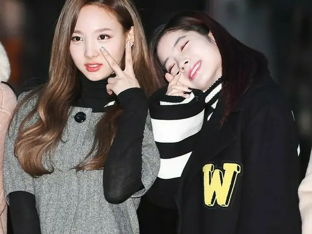 TWICE、今朝の出勤