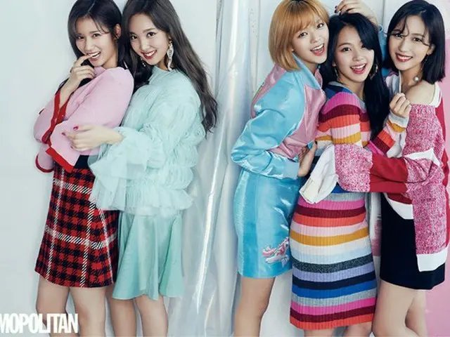 TWICE、画報公開