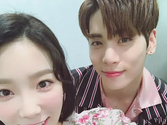少女時代 テヨン、SNSに故ジョンヒョン(SHINee)との写真を掲載