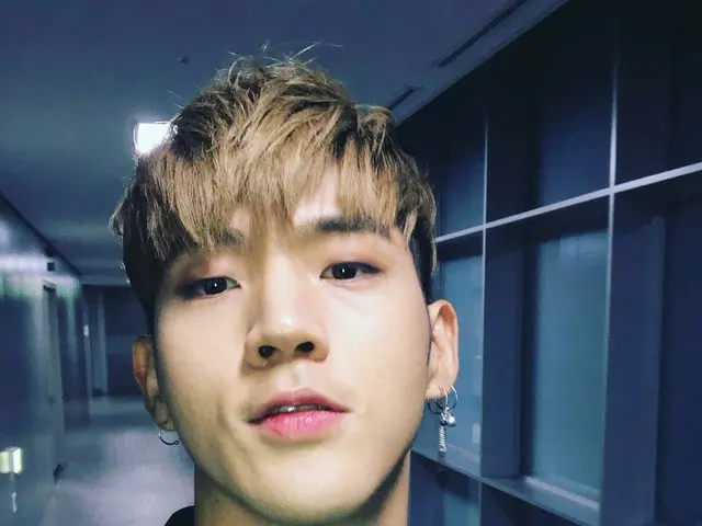 K.A.R.D BM、SNS更新。