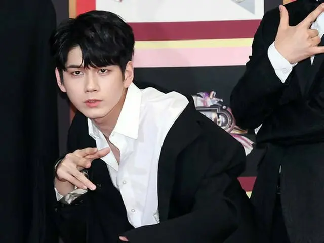 Wanna One オン・ソンウ、「2017KBS歌謡大祝祭」レッドカーペットイベントに出席
