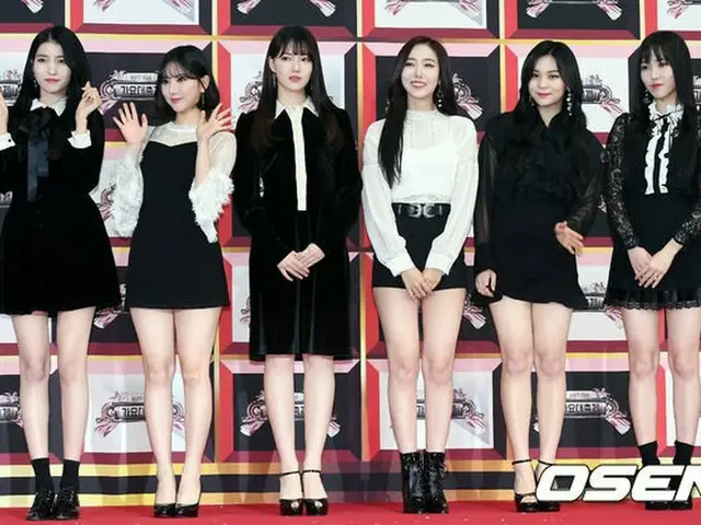 GFRIEND、「2017KBS歌謡大祝祭」レッドカーペットイベントに出席
