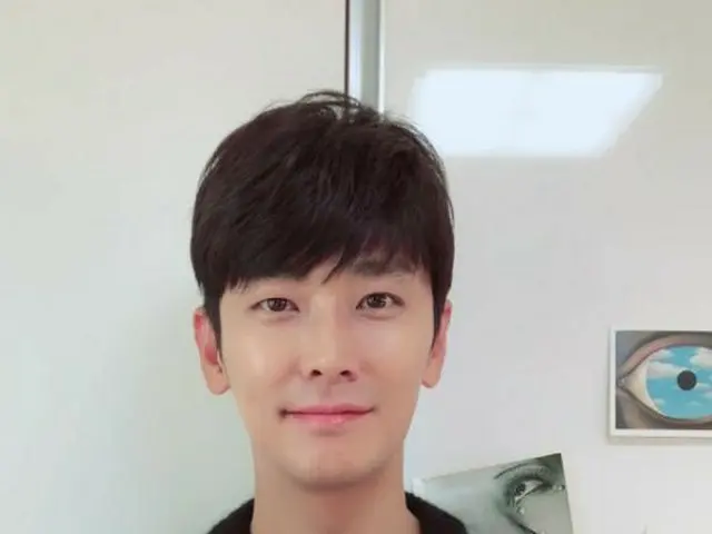 俳優チュ・ジフン、映画「神と共に」の観客1000万人動員達成に感激！「誇りに思います」