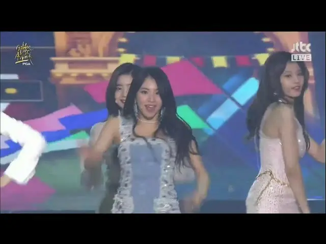 TWICE - "KNOCK KNOCK" @Golden Disc Awards     