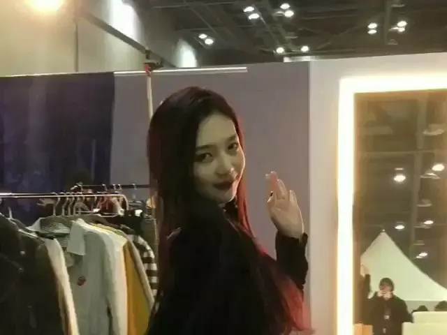 Red Velvet、雑誌「ceci korea」画報の撮影現場を公開