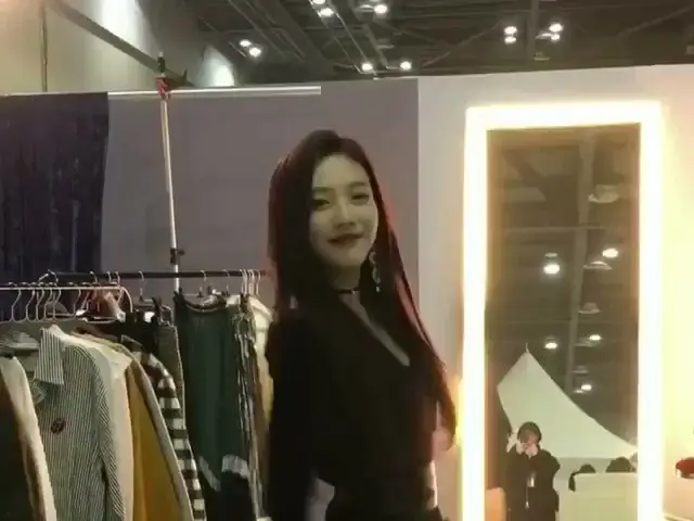 Red Velvet、雑誌「ceci korea」画報の撮影現場を公開