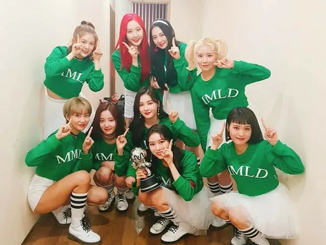 MOMOLAND、初の1位に感激