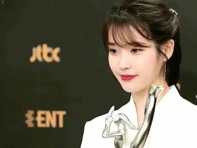 IU(アイユー)、ズームにビックリ