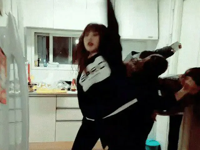GFRIEND、寮の日常