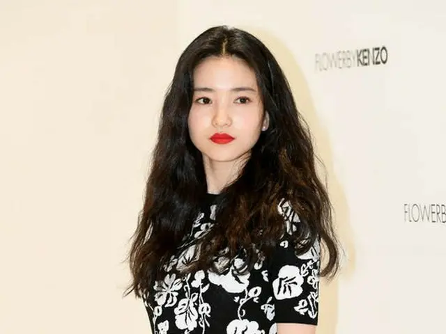 女優キム・テリ、香水ブランドのイベントに出席